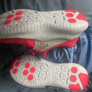 New never worn OSU Nike free